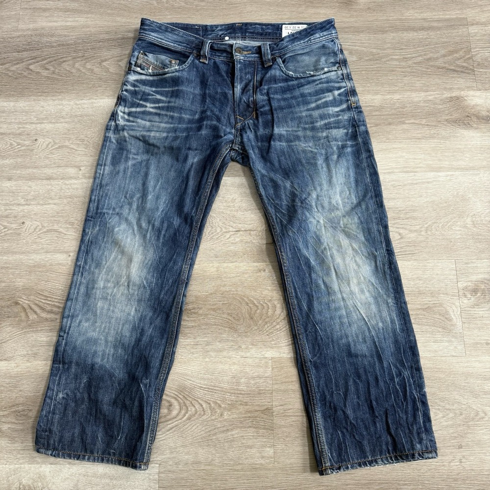 Diesel Larkee 008M2 Regular Straight Jeans Distressed Denim Tag 32x30 Fits 32x26